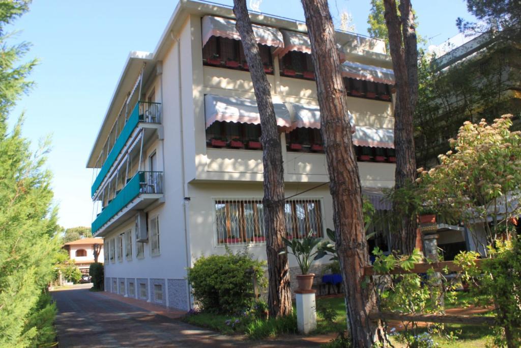Hotel Manuela Cinquale Ngoại thất bức ảnh