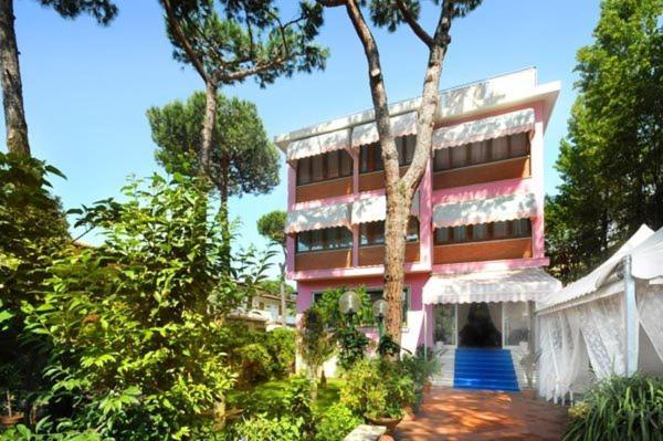 Hotel Manuela Cinquale Ngoại thất bức ảnh