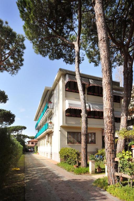 Hotel Manuela Cinquale Ngoại thất bức ảnh